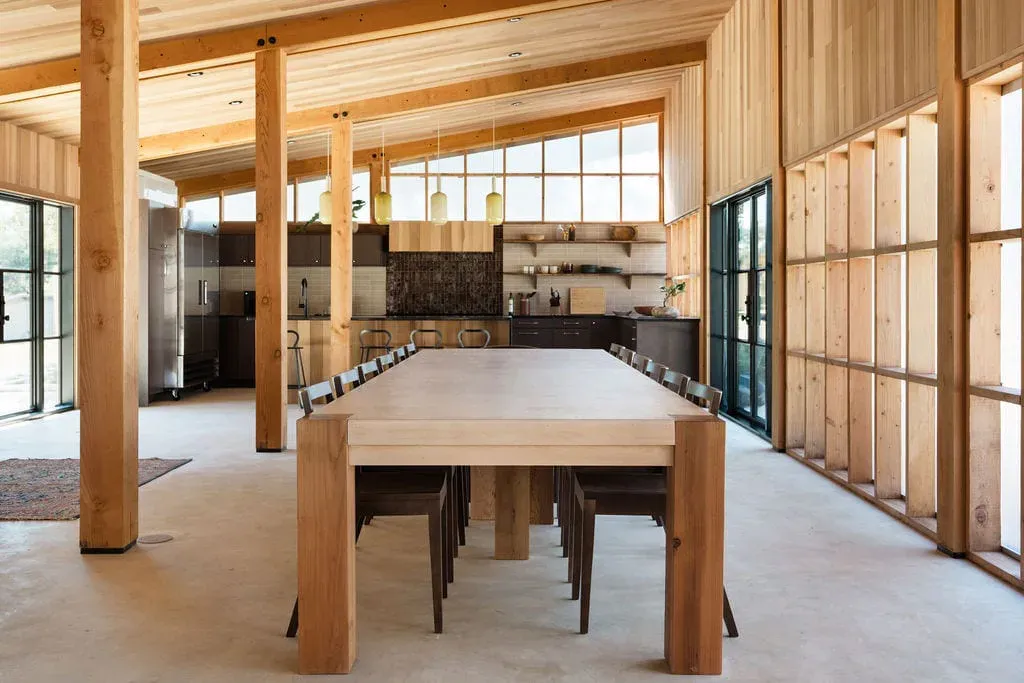 Serana lodge gathering room with pool table and lounge seating
